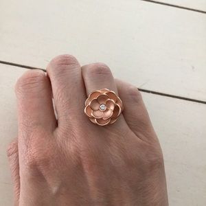 Rose gold diamond ring
